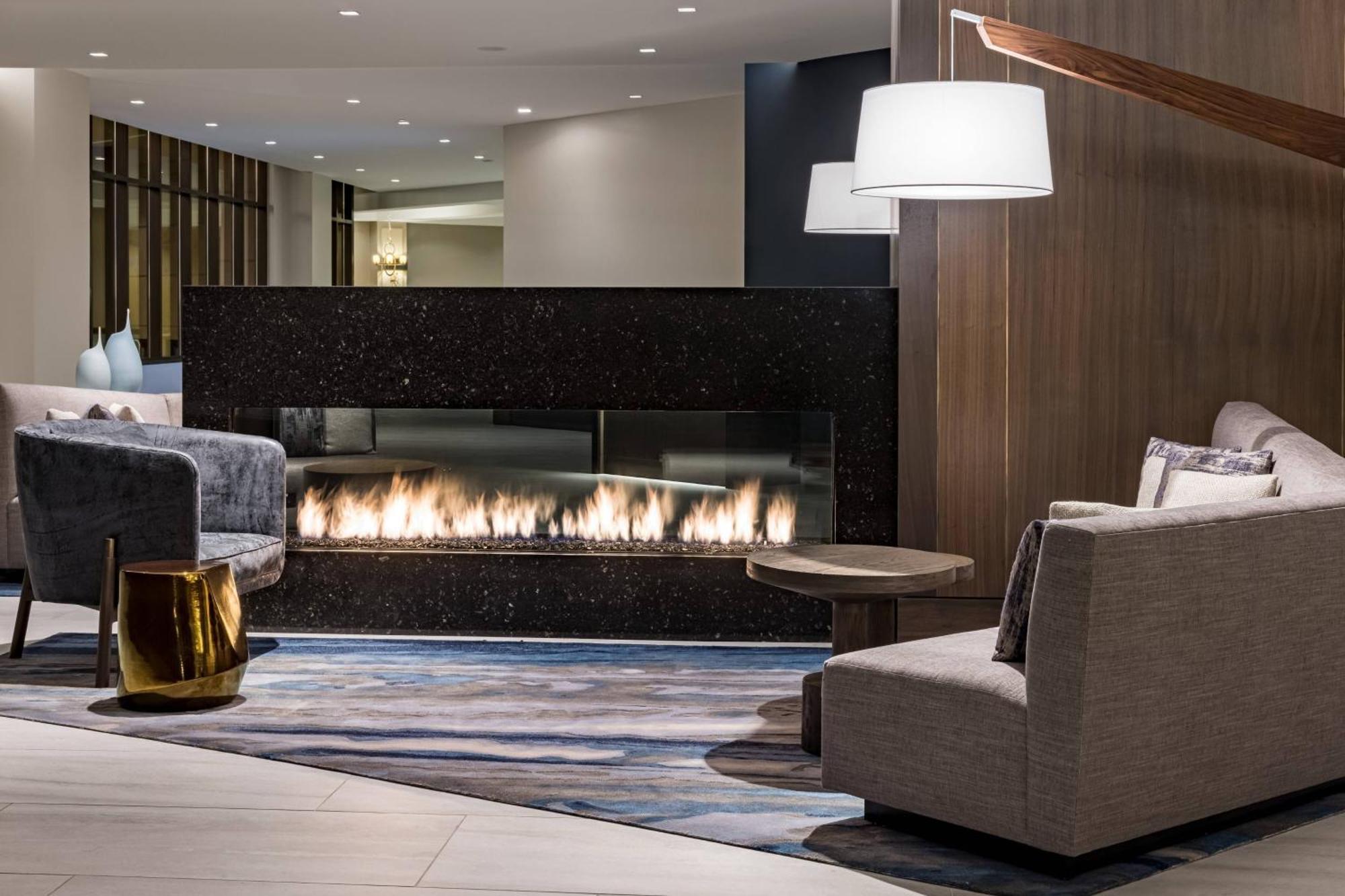 Richmond Marriott Exterior foto